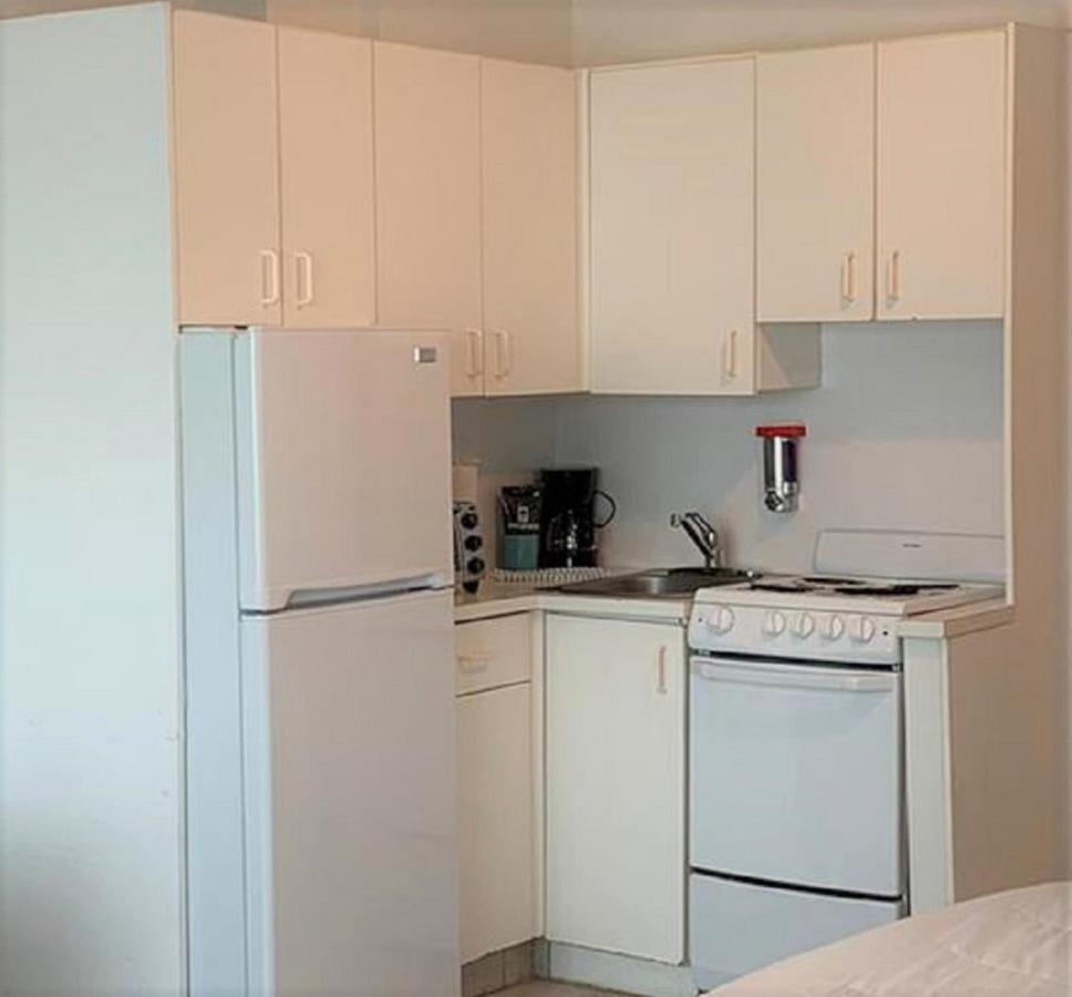 ميامي بيتش Beachfront Studios Casablanca Rentals المظهر الخارجي الصورة
