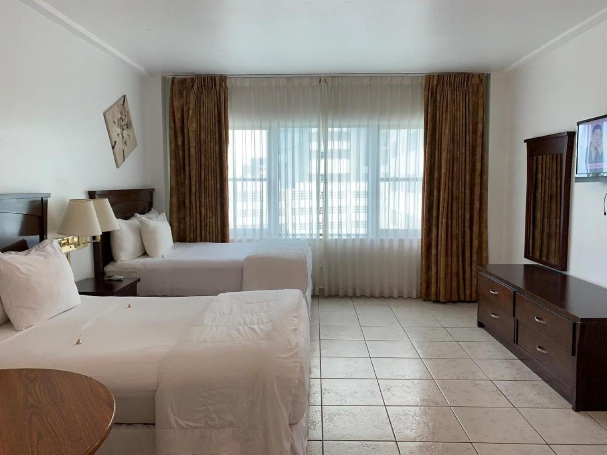 ميامي بيتش Beachfront Studios Casablanca Rentals المظهر الخارجي الصورة